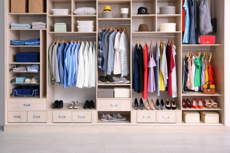 4個(gè)簡(jiǎn)單步驟，讓衣柜更美觀、更科學(xué)