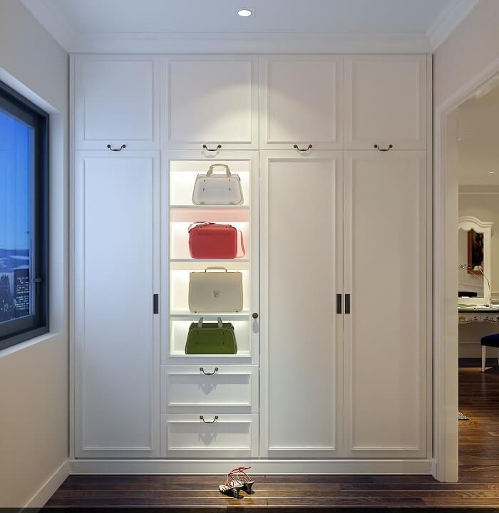 衣柜應(yīng)該用什么樣的木頭？我應(yīng)該買什么樣的衣柜便宜又好？